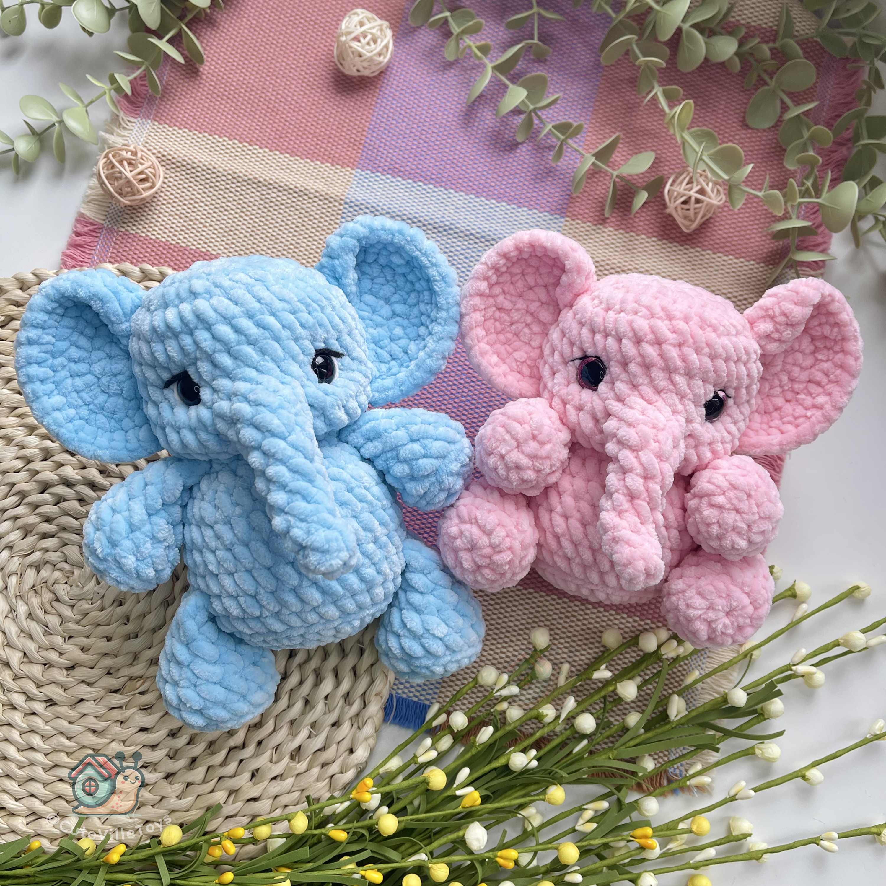 Elephant Crochet Pattern - Main Image