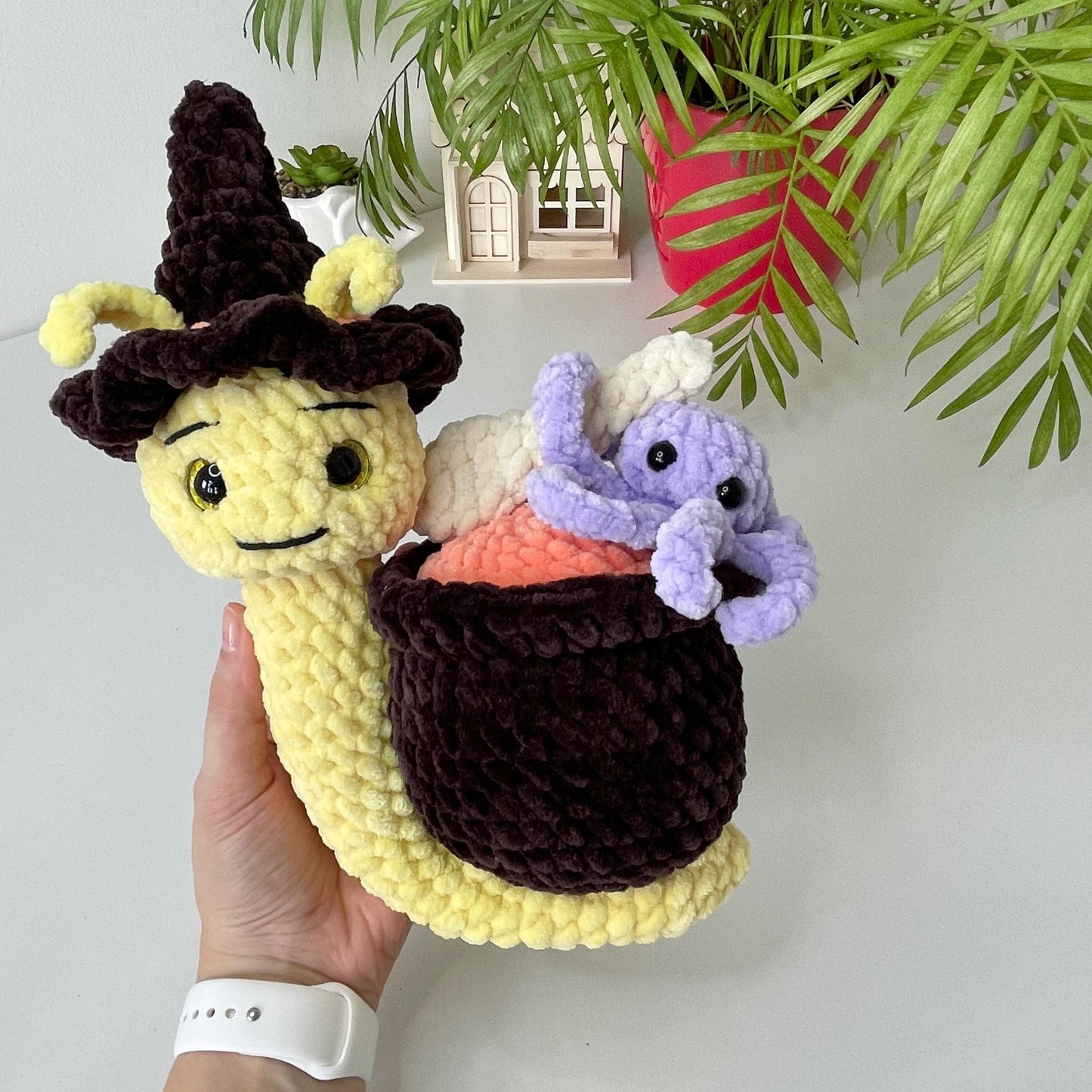 Witch Snail Crochet Pattern