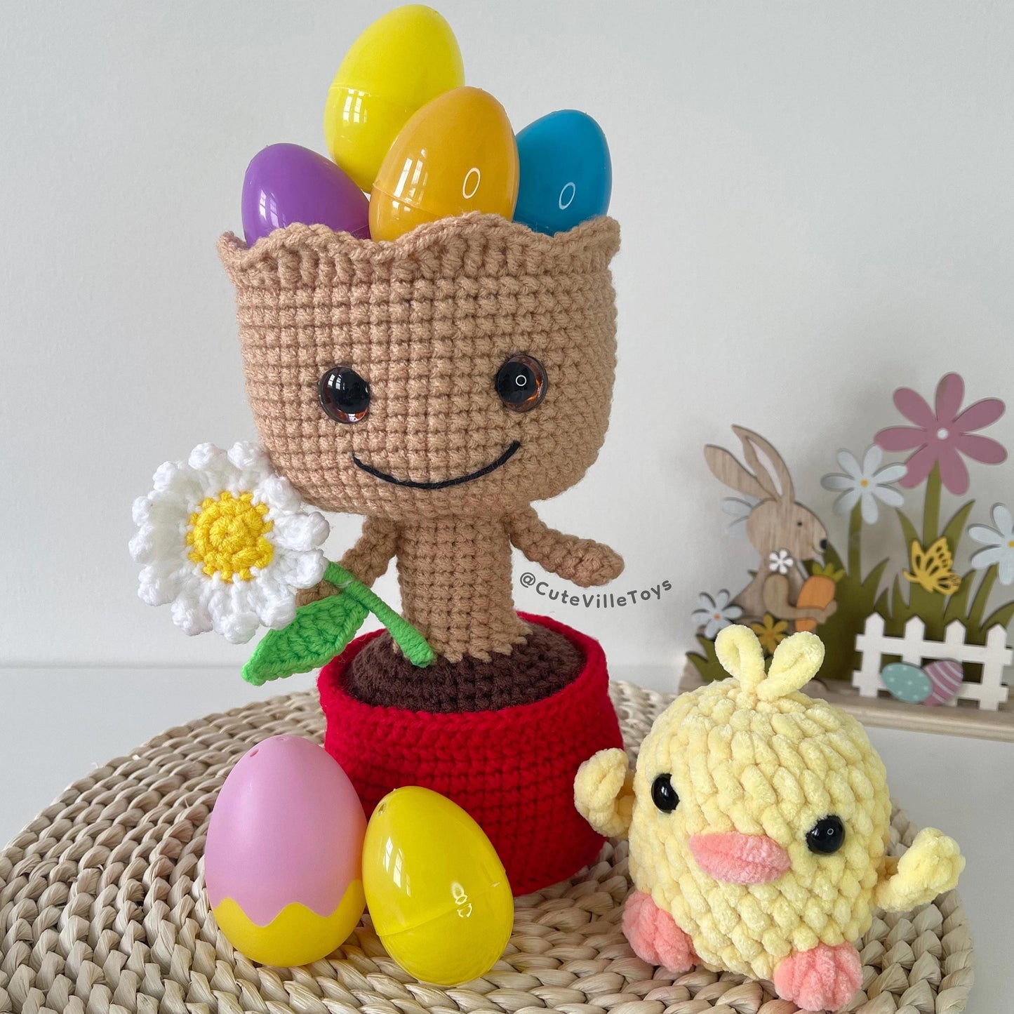 Happy Tree No Sew Crochet Pattern