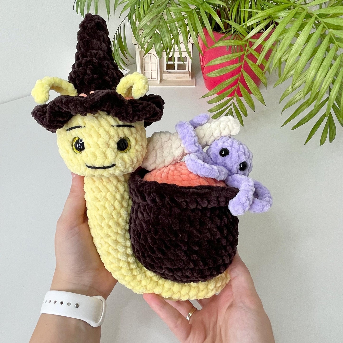 Witch Snail Crochet Pattern