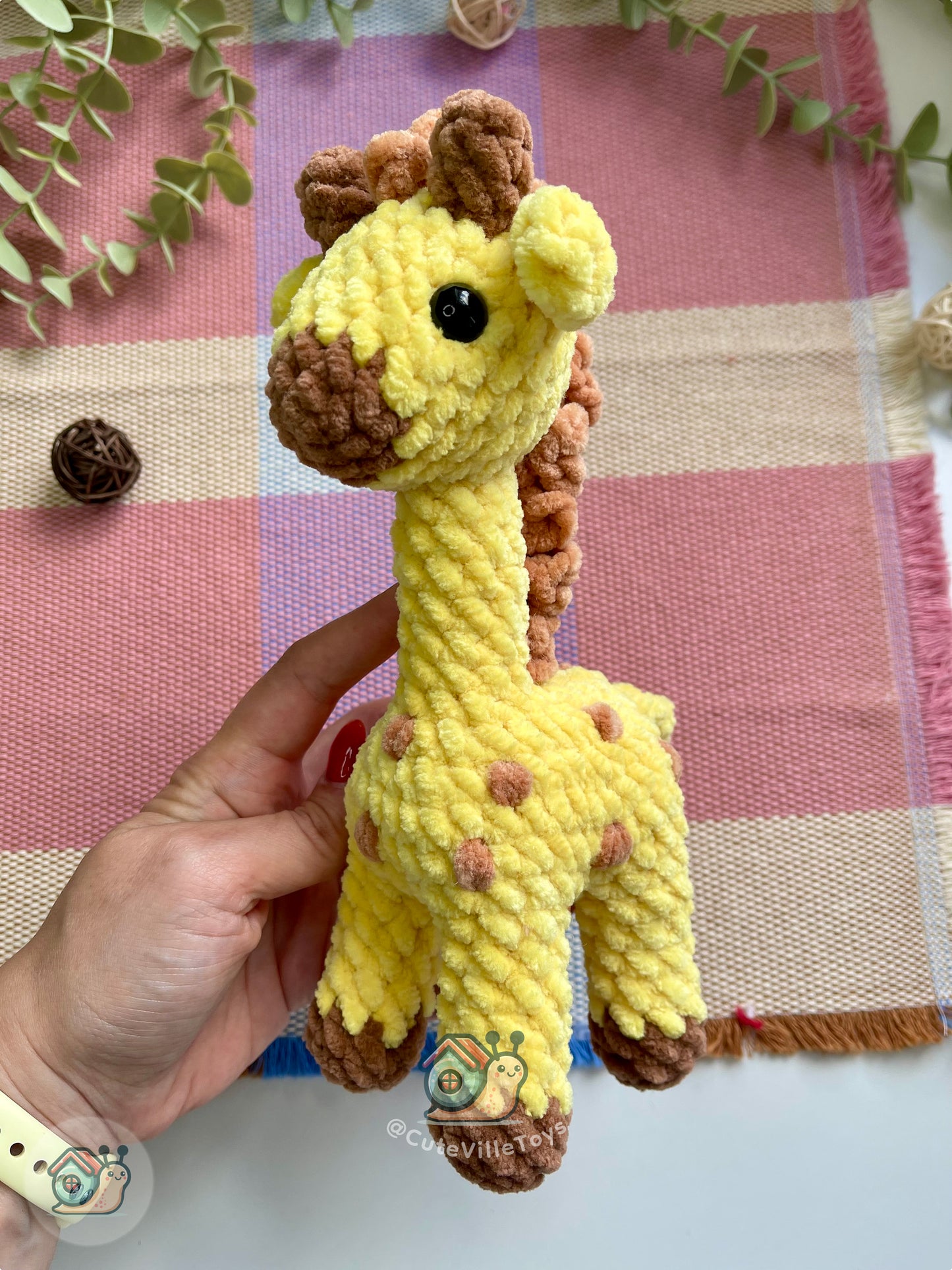 Little Giraffe Crochet Pattern