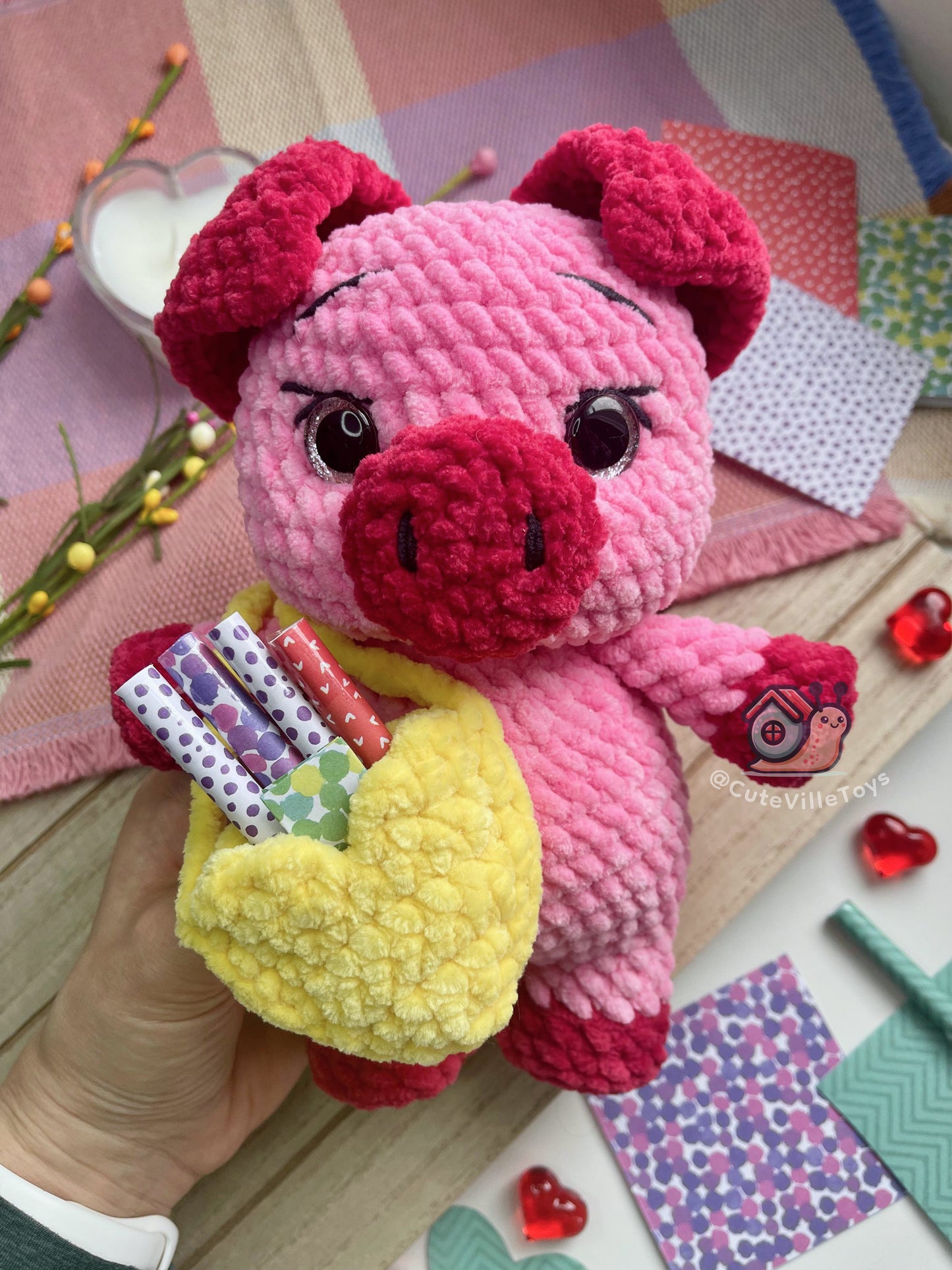 Postman Piggy Crochet Pattern