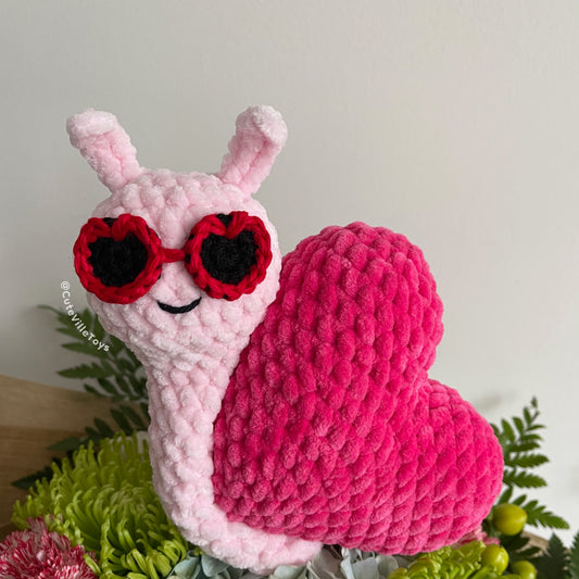 Romantic Snail Crochet Pattern