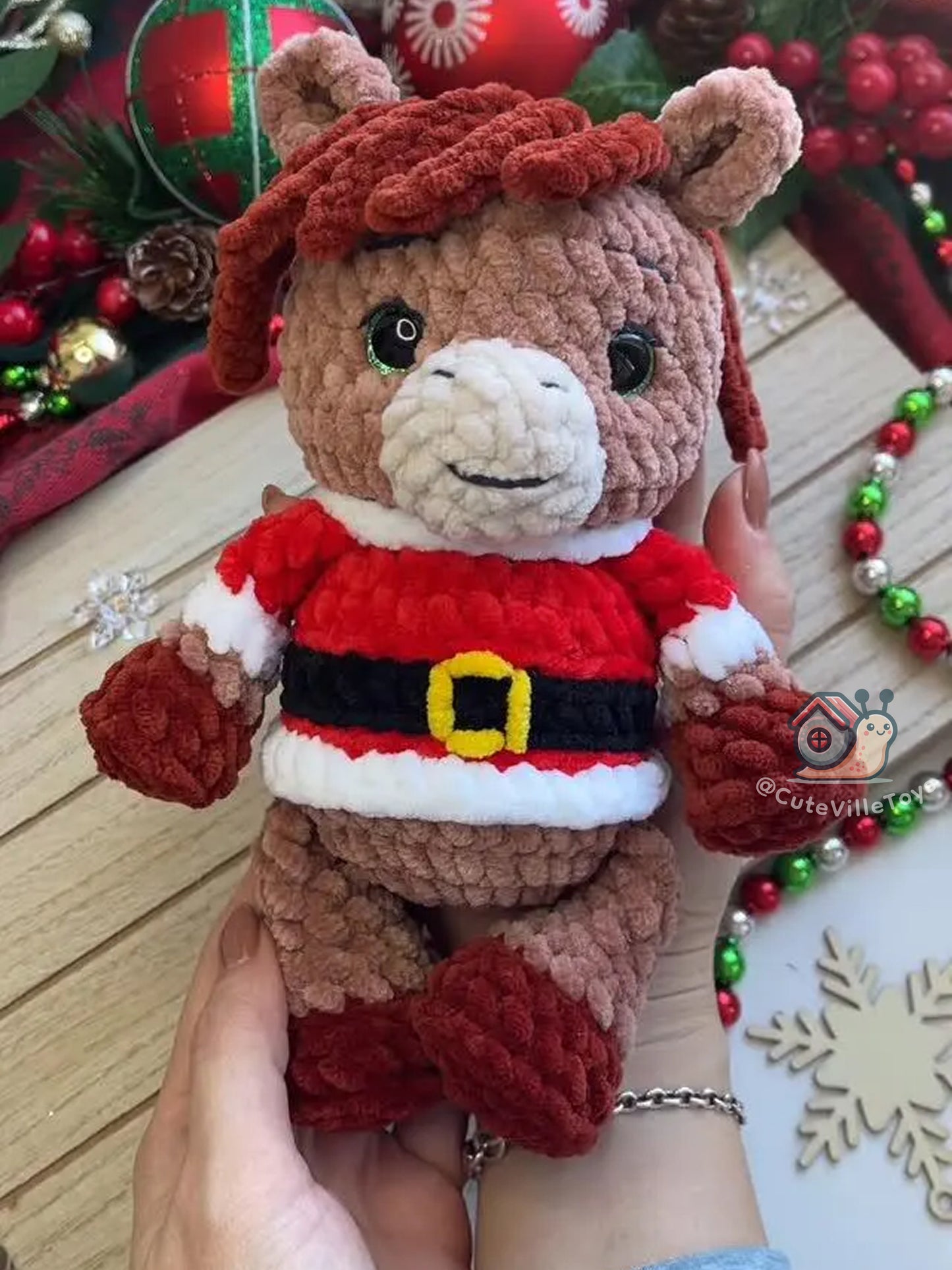 Christmas Horse Crochet Pattern
