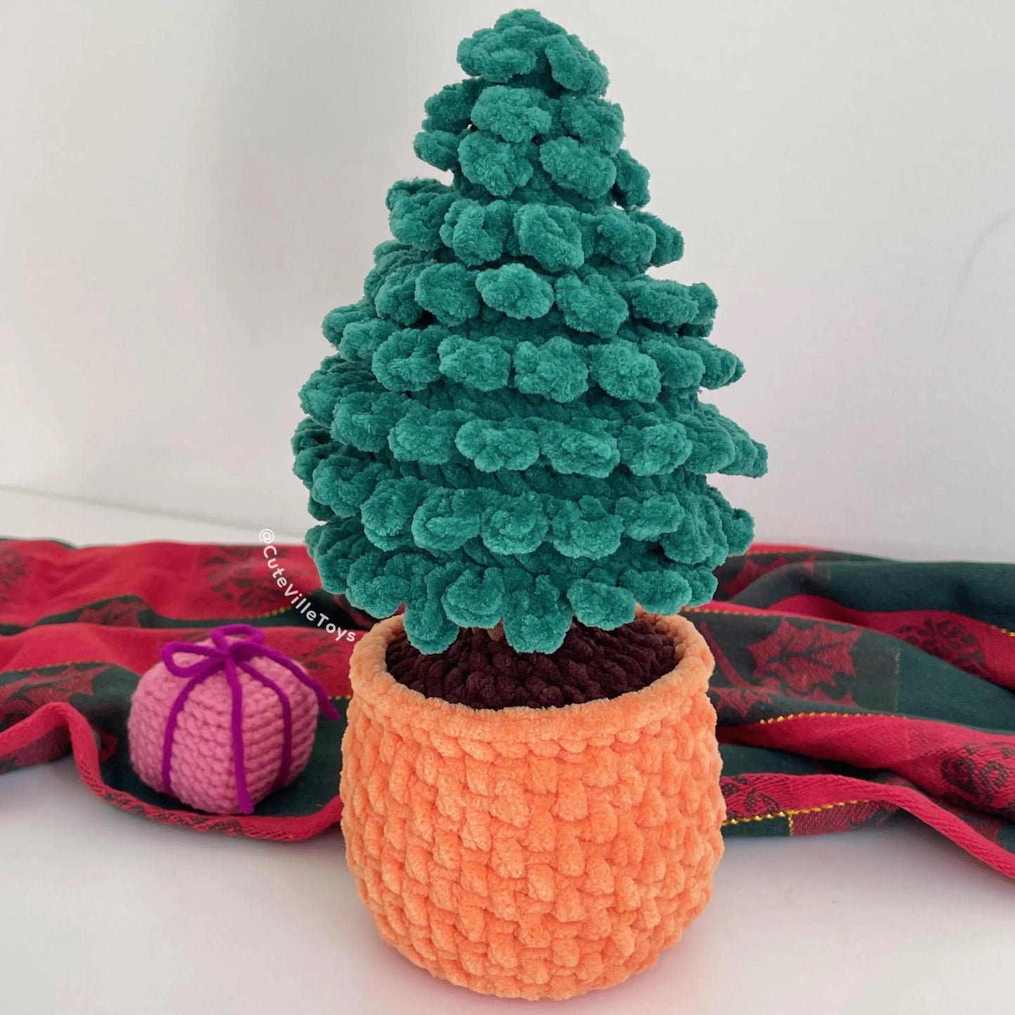 Christmas Tree No Sew Crochet Pattern