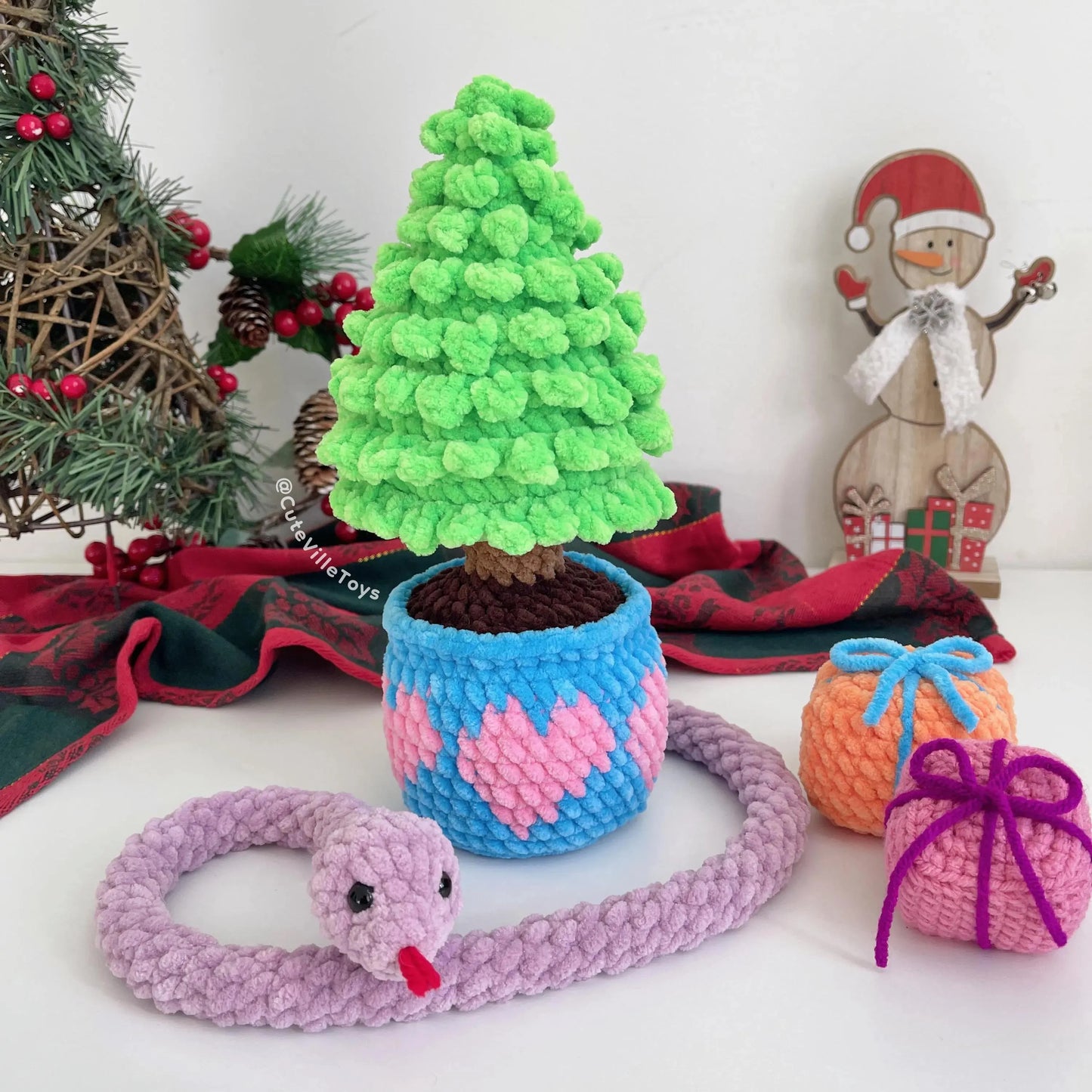 Christmas Tree No Sew Crochet Pattern