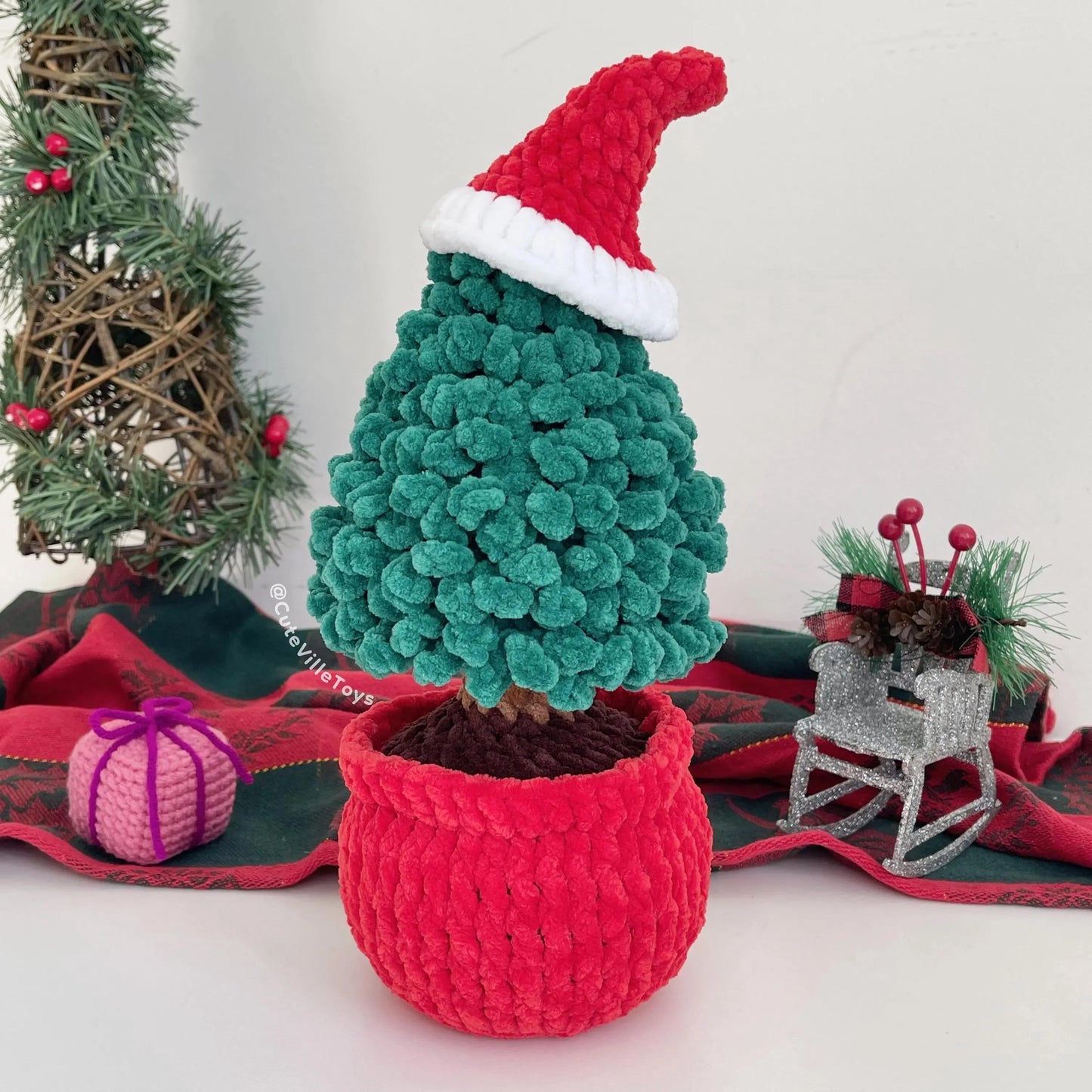 Christmas Tree No Sew Crochet Pattern